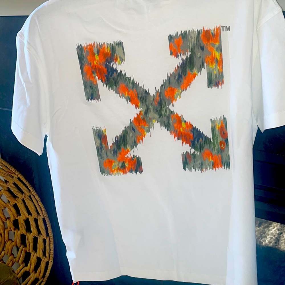 Womens  Tee
